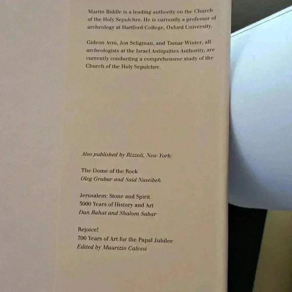 BOOK THE CHURCH OF THE HOLY SEPULCRE - Picture 6 of 8